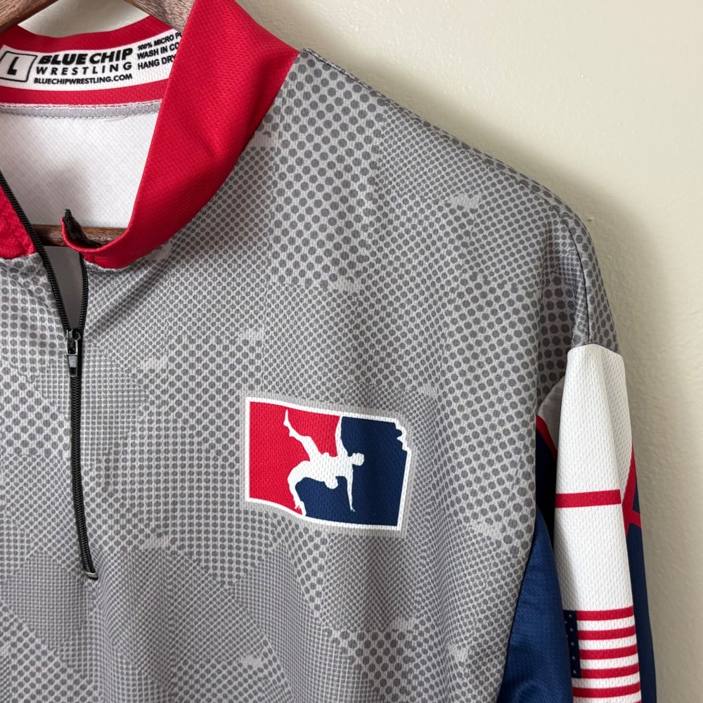 Blue Chip Wrestling Kansas USA Pullover 1/4 Zip shirt Mens Large Grey Red Blue - Picture 6 of 13